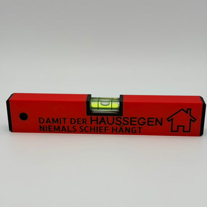 Geschenk zum Einzug Wasserwaage mit Spruch "Damit der Haussegen niemals schief hängt"