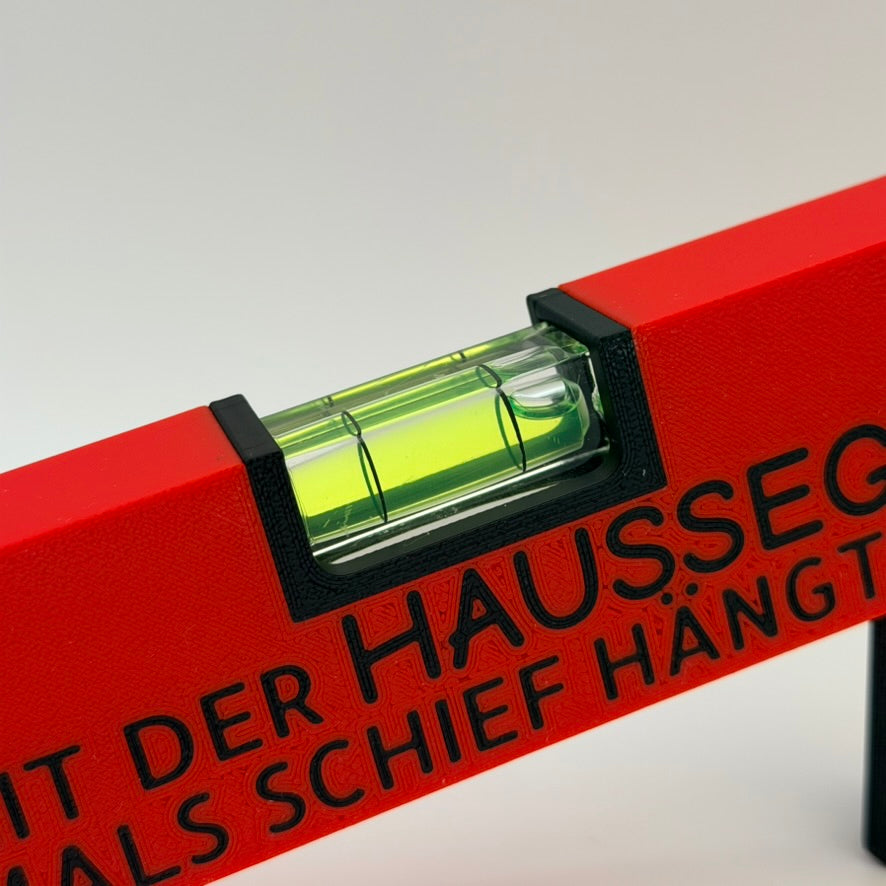Geschenk zum Einzug Wasserwaage mit Spruch "Damit der Haussegen niemals schief hängt"