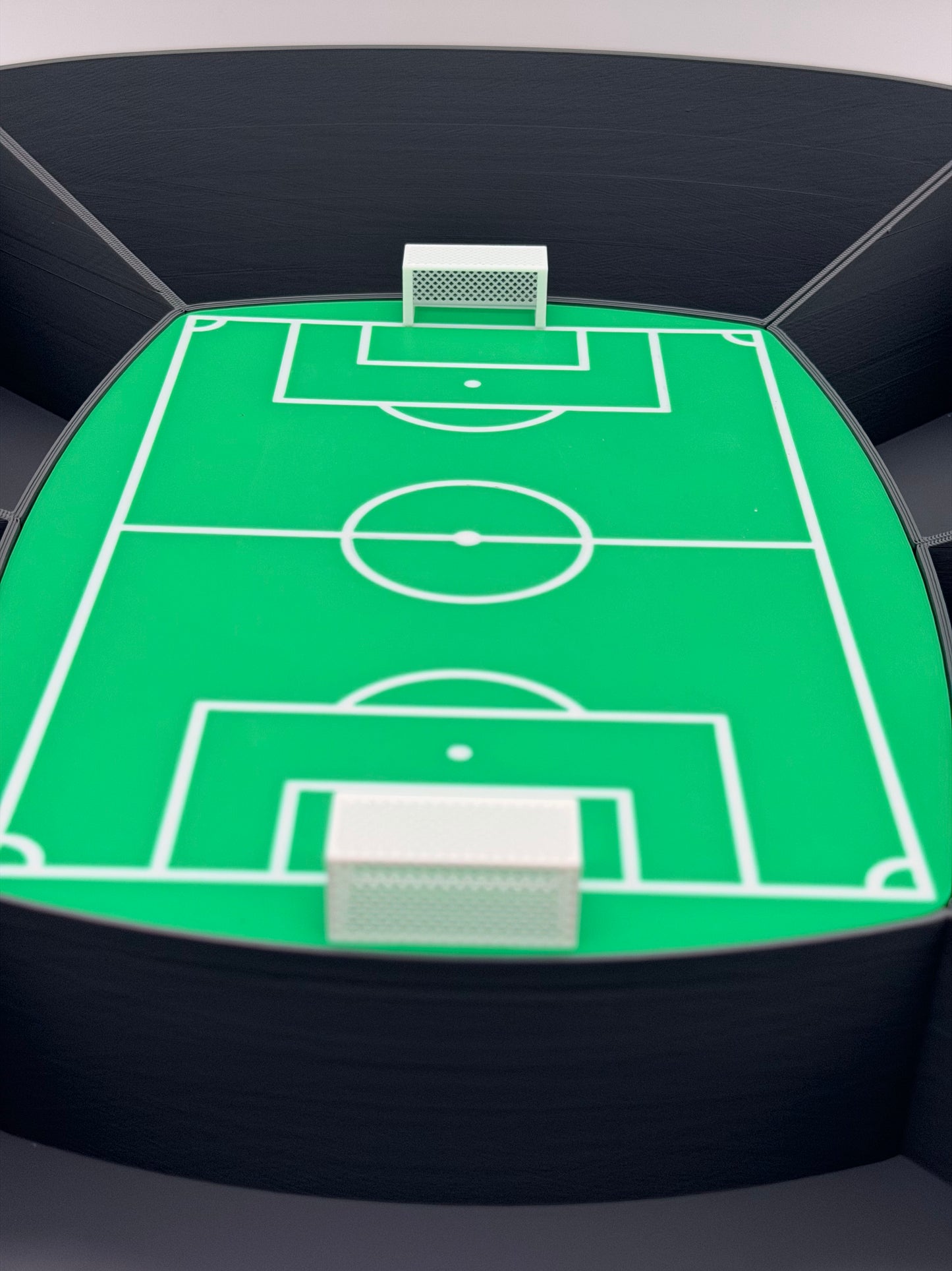 Fußball Snack Stadion XXL | Snackbox für Fußballparty & WM 2026 | Arena Servierplatte mit 6 Fächern