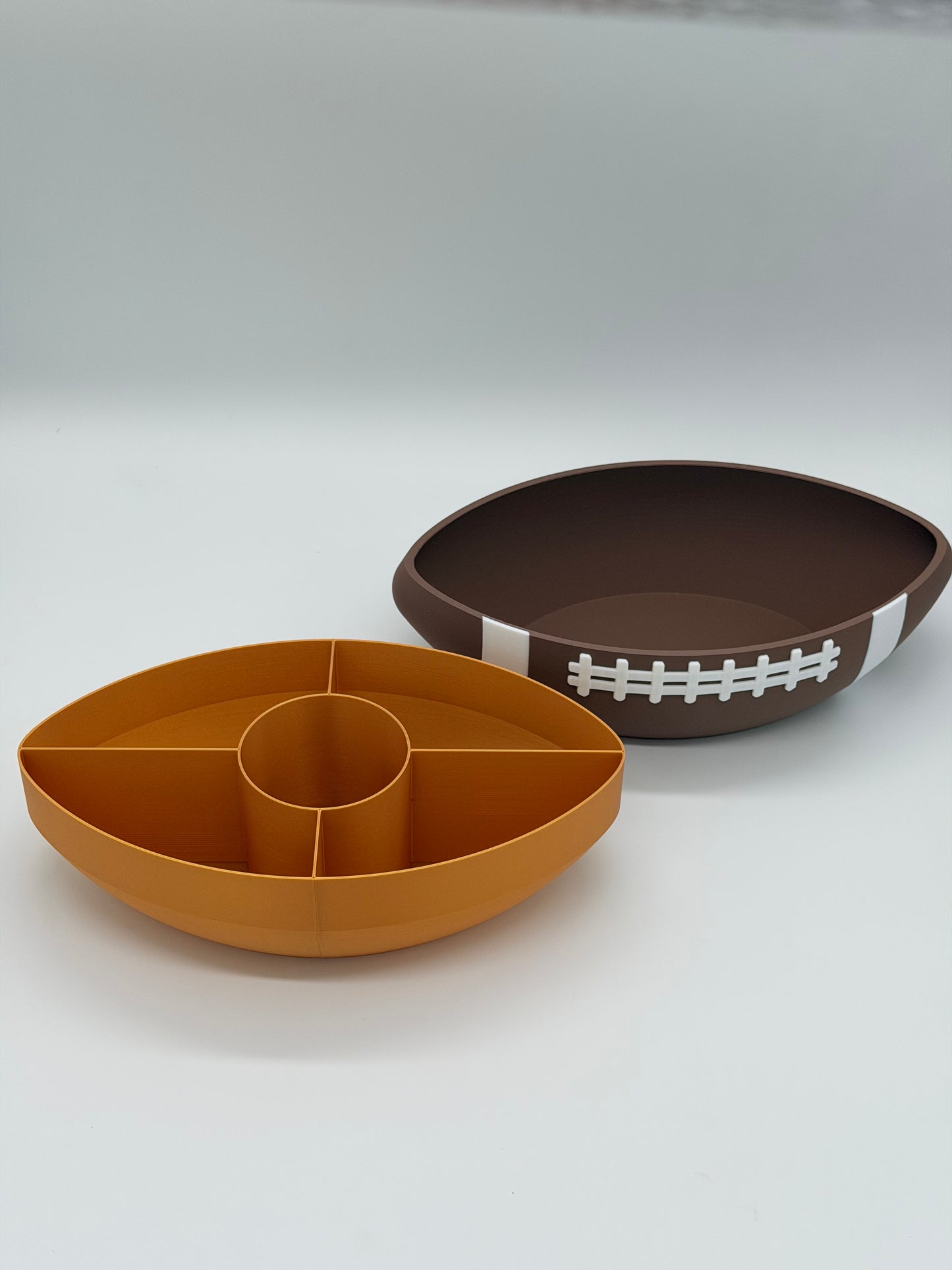 American Football Snackschale mit Inlay Innenschale | Unterteilter Party Snack Teller für Super Bowl | Geschenk für Football Fans & Männer